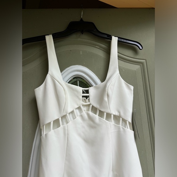 NWT Luxury Aidan Mattox White Maxi Dress US 2 - Picture 4 of 9